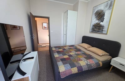 Location d’un élégant appartement de 2 pièces avec vue sur la mer, Lazuren Bryag, Bourgas, Bulgarie